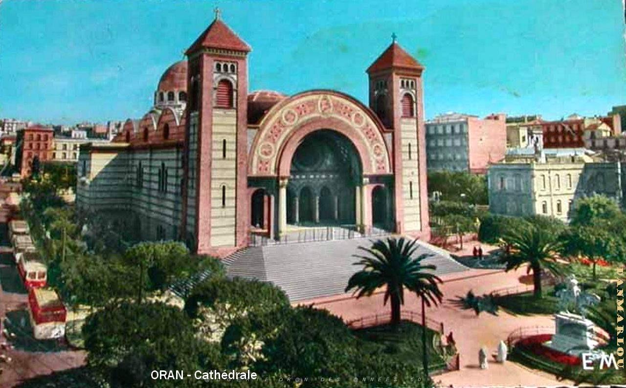 CA b- 044- Cathedrale .jpg